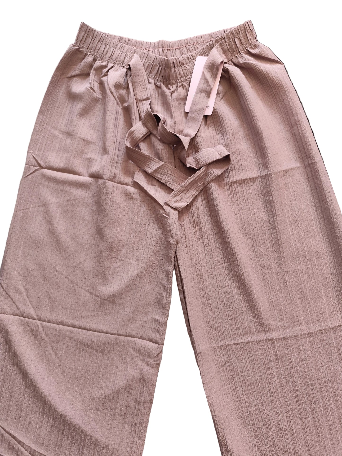 🌟 Le Pantalon Large Fluide : L'Indispensable de l'Été
