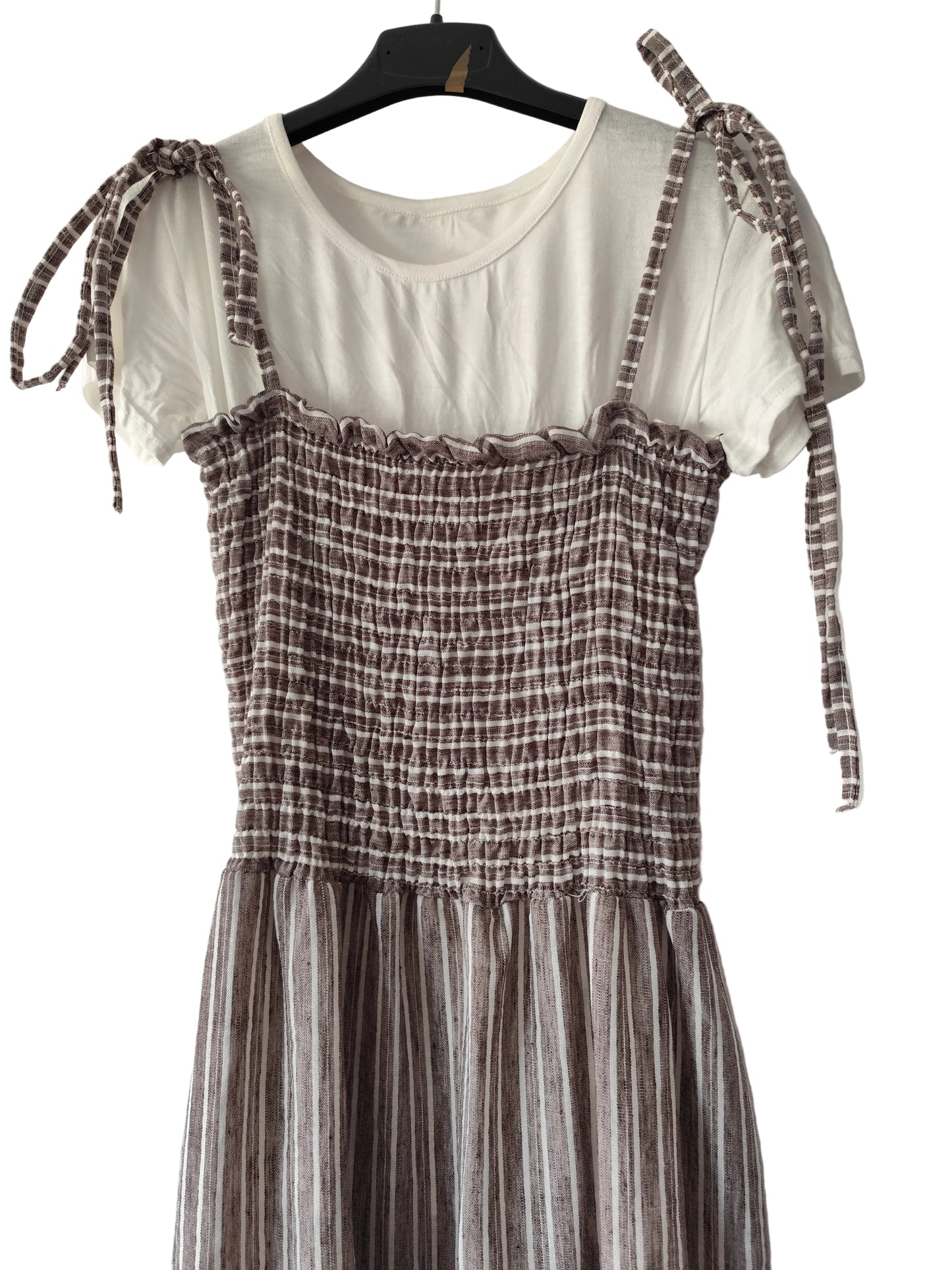 Ensemble 2-en-1 : Robe Longue à Rayures & T-shirt Blanc/noir