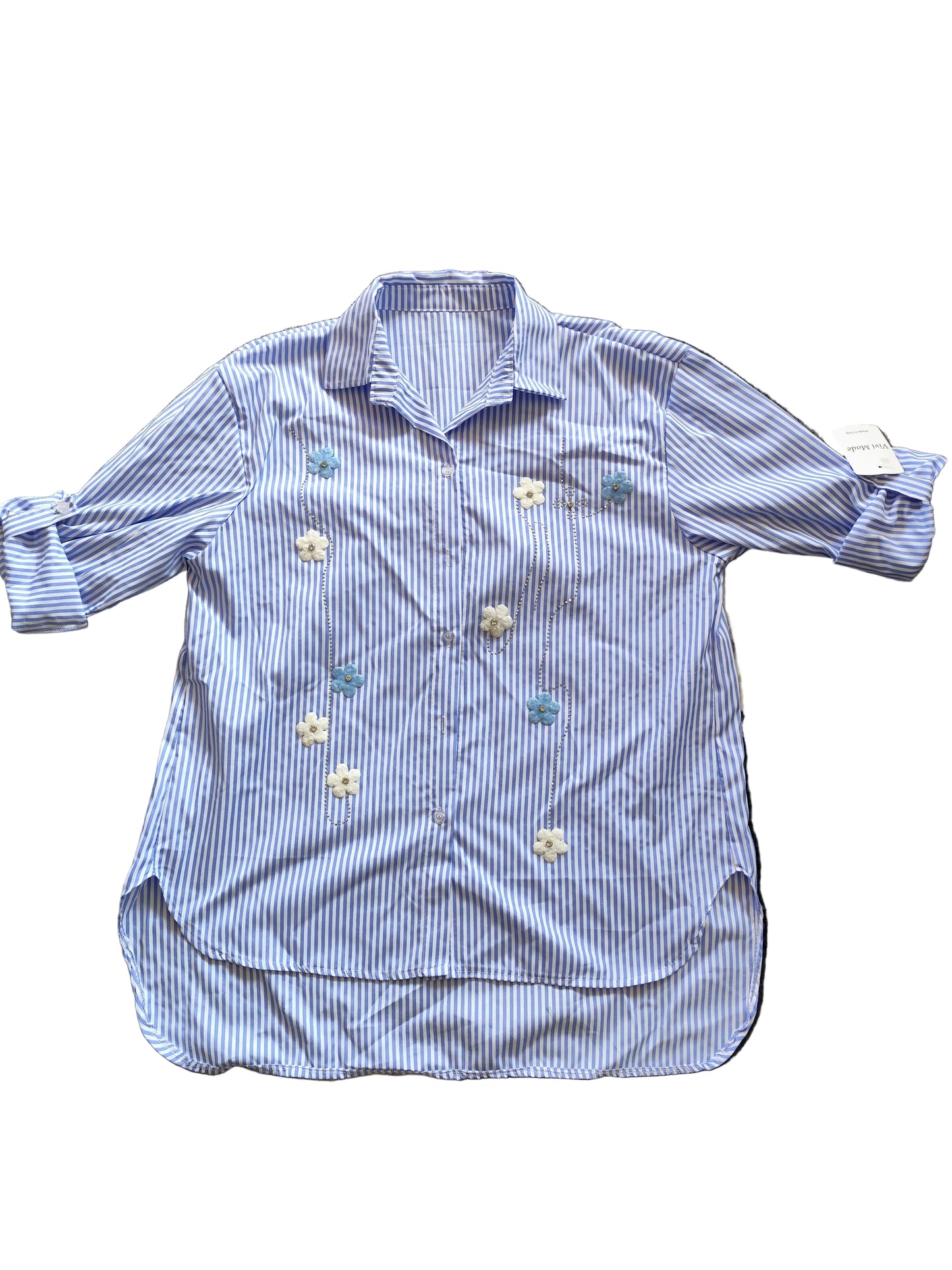 Chemise Longue Rayée à Broderies Florales – Style Bohème Chic