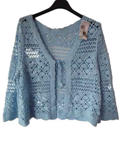 Gilet Court en Crochet ajouré – Style Bohème Chic