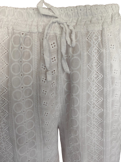 Pantalon Large en Broderie Anglaise – Élégance Bohème & Confort Absolu, fabrique en Italie