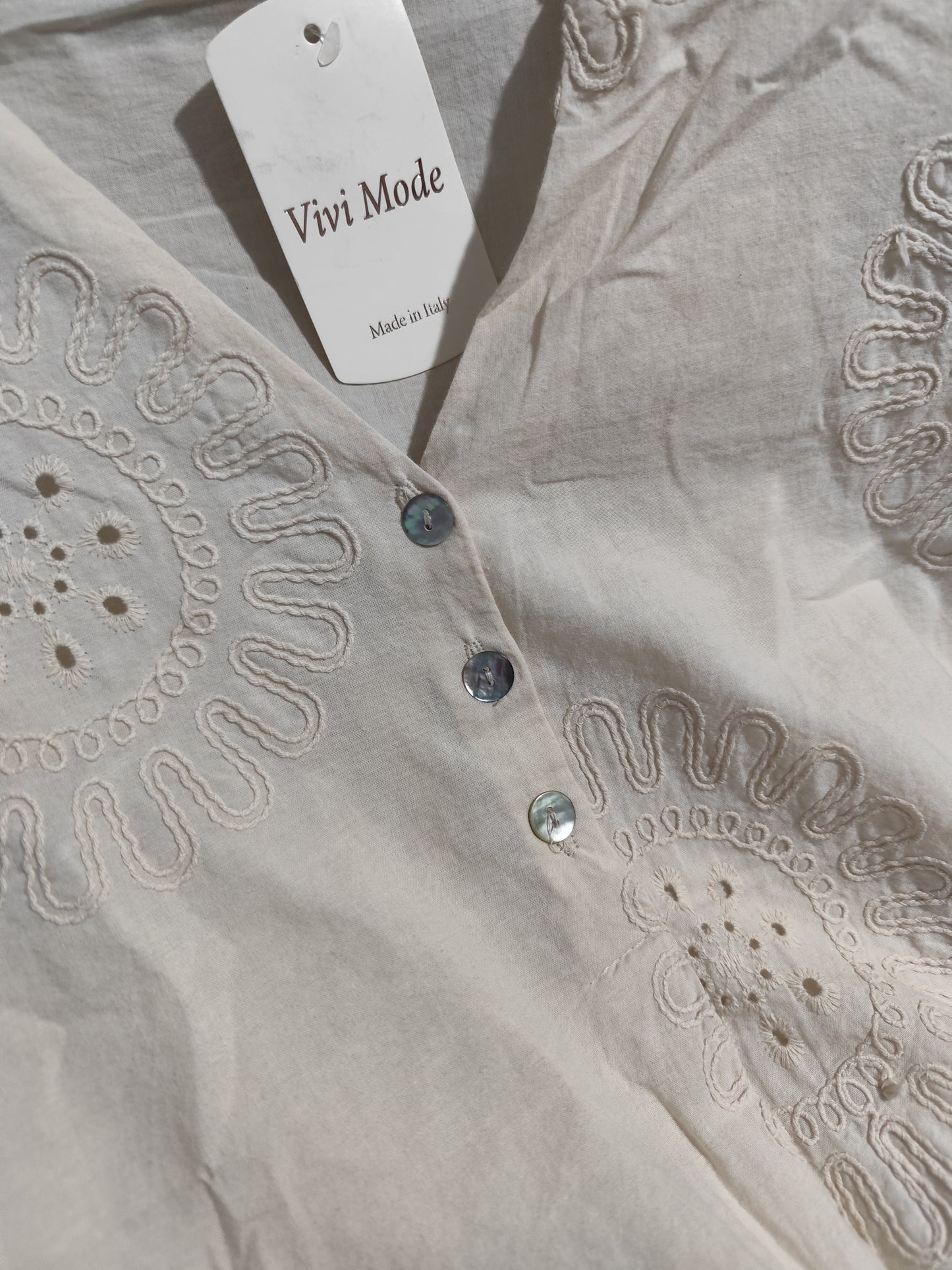 Blouse Bohème Chic en Coton Brodé - Made in Italy