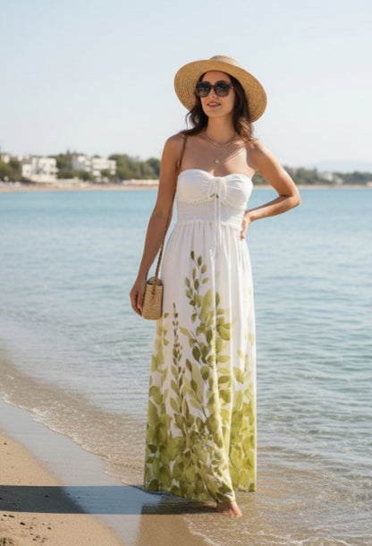 Robe longue estivale à motifs feuillages – Élégante et légère