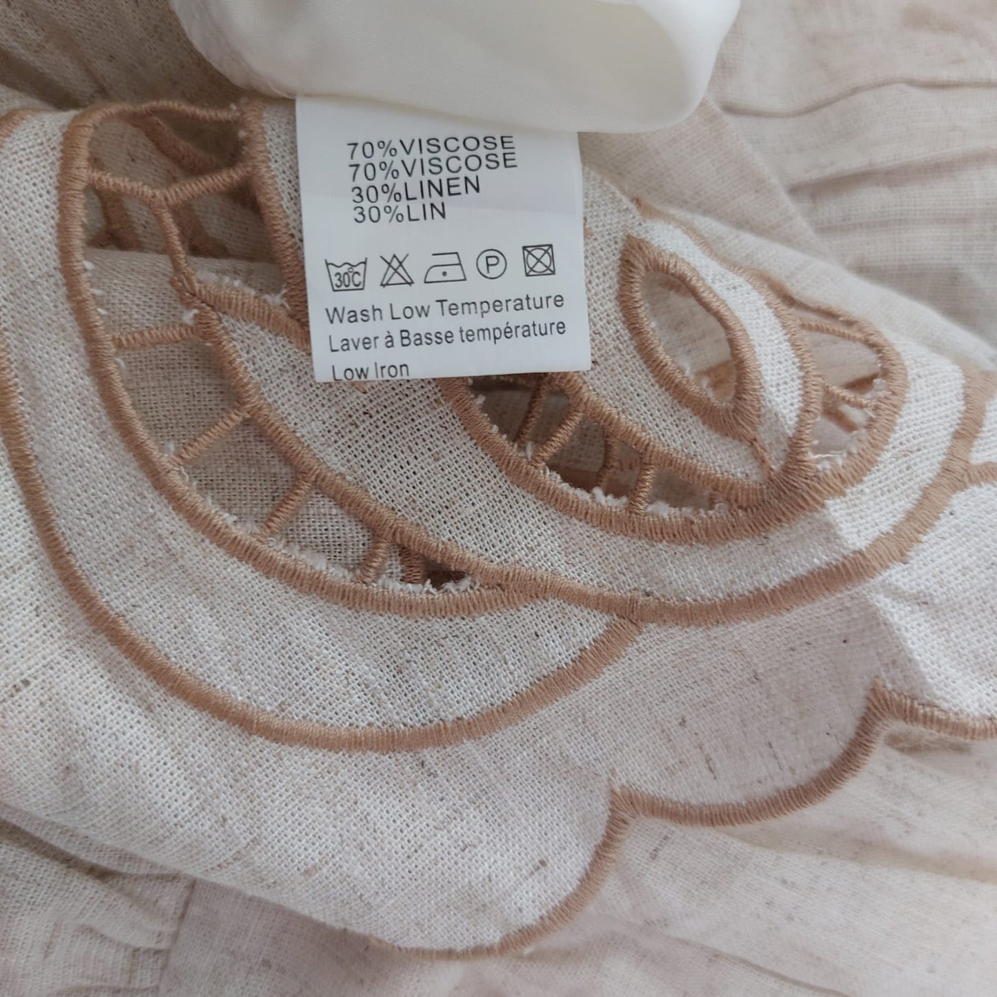 🌿 Robe Longue Bohème en Lin & Broderie Anglaise