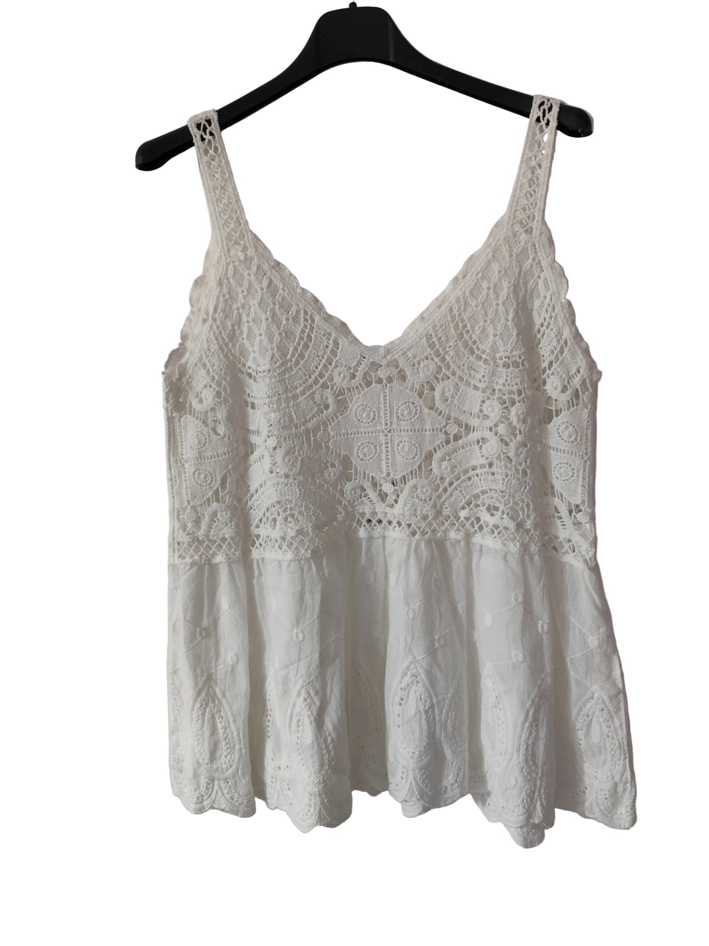 Débardeur Bohème en Coton et Crochet – L'Incontournable de l'Été