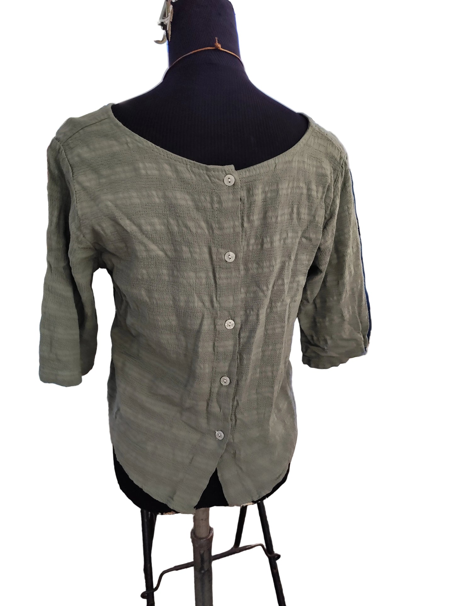 Blouse en Coton Texturé – L’Élégance Estivale Italienne