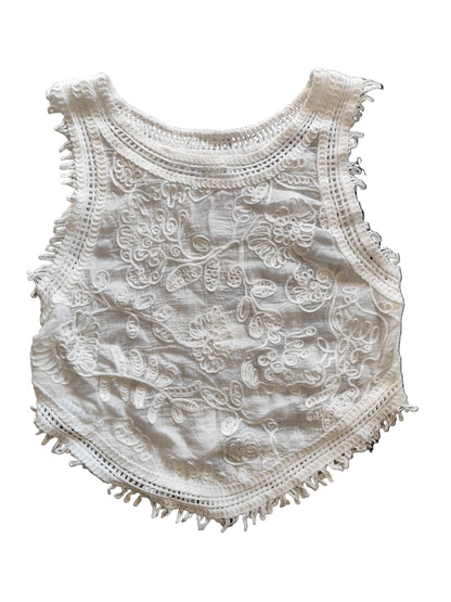 Le Top Bohème en Coton Brodé – L’Essentiel de votre Été