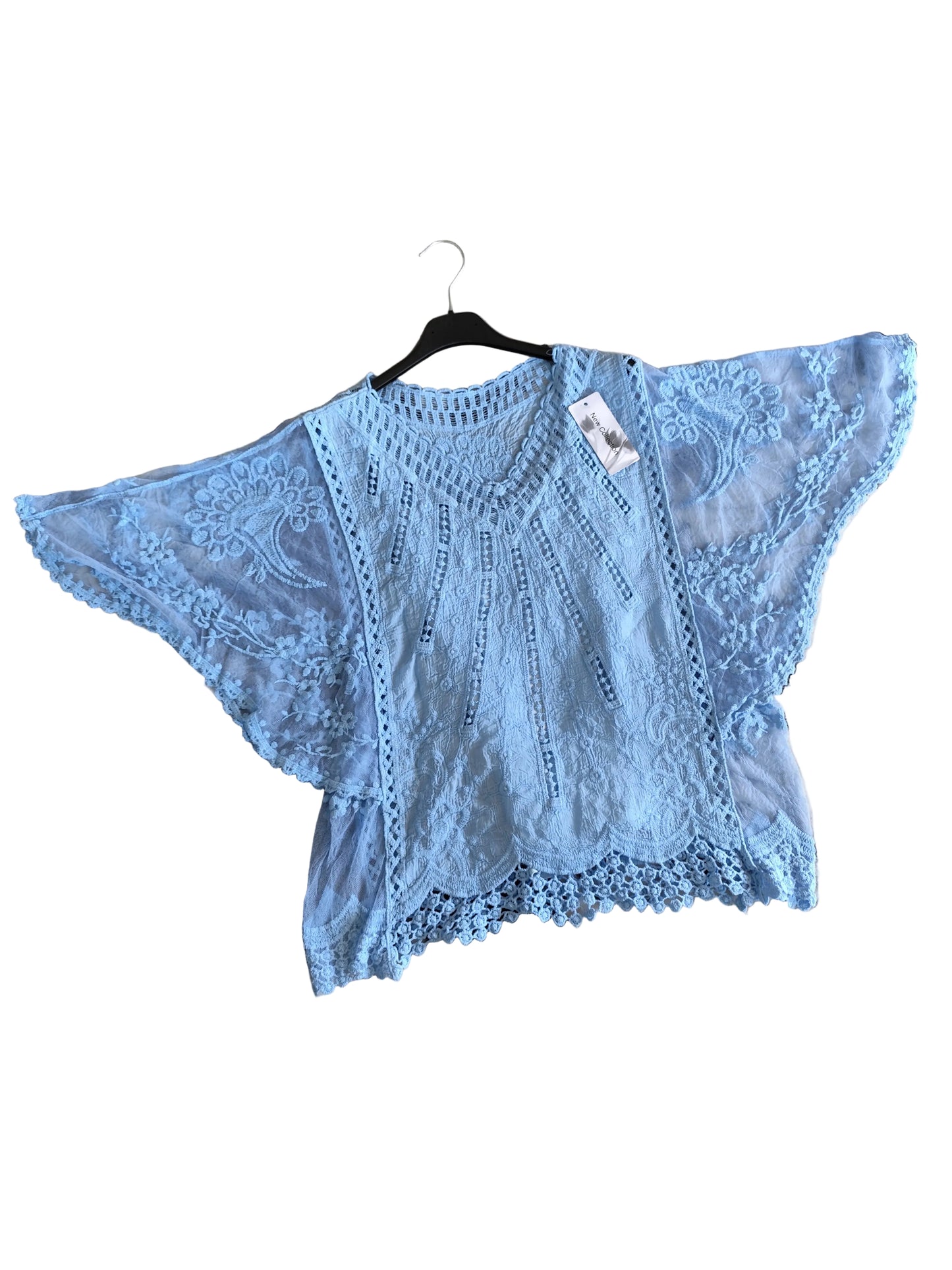 Blouse Bohème en Coton Brodé – L'Élégance Estivale